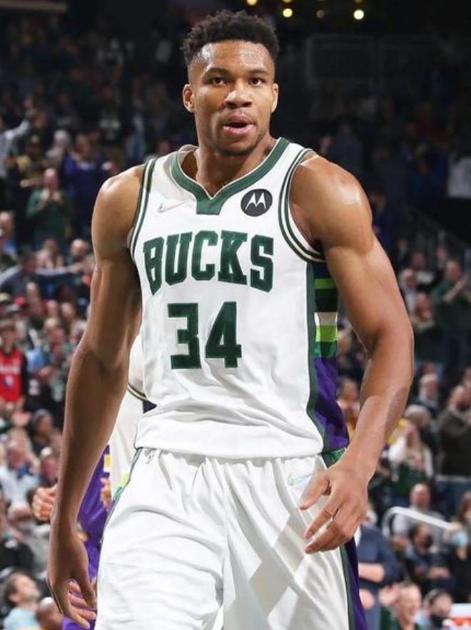 包含NBA「全明星」之夜亮点集锦：燃爆全场的词条