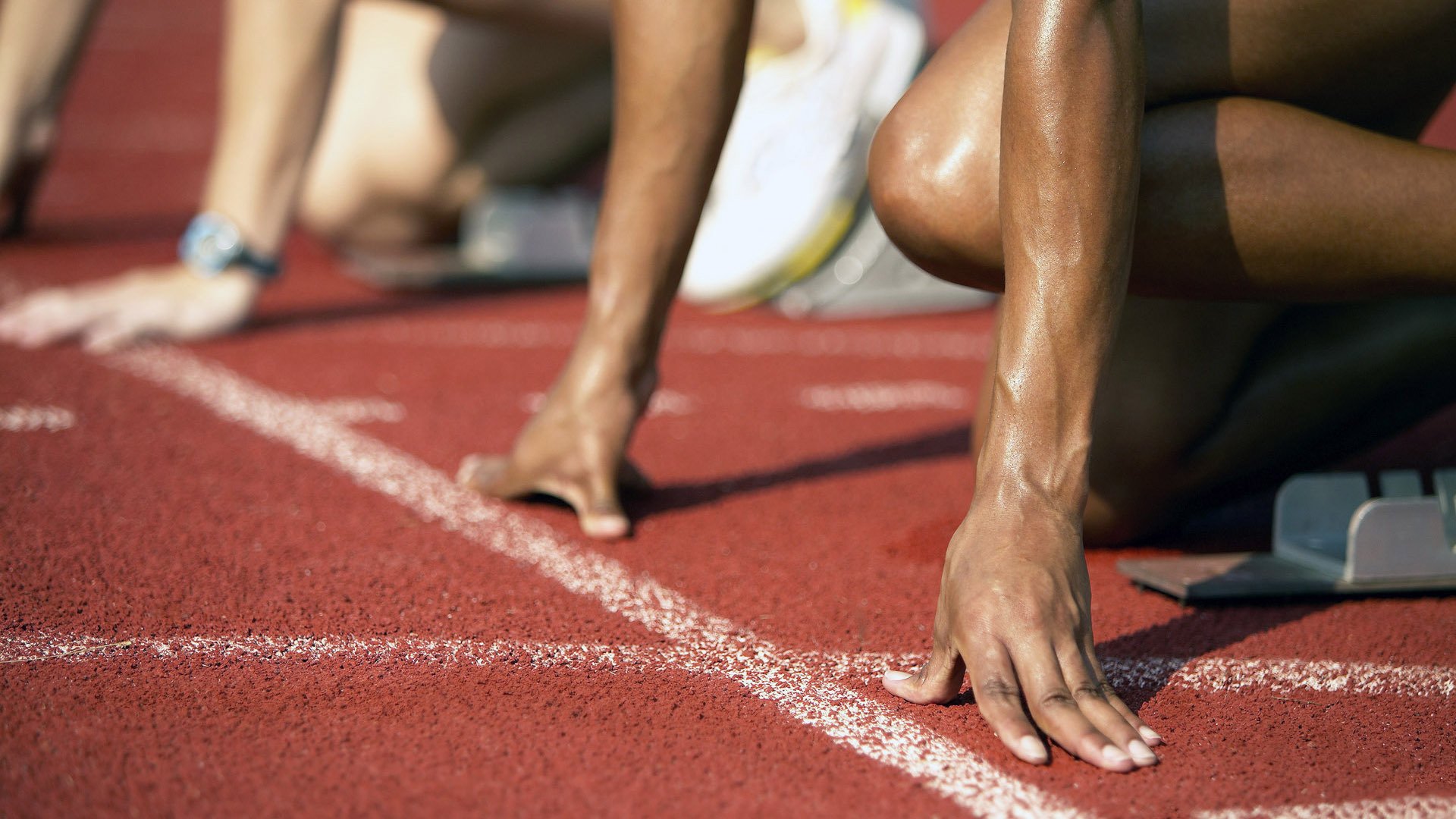 “德甲领头羊状态火热，争夺冠军进入白热化”，德甲收官