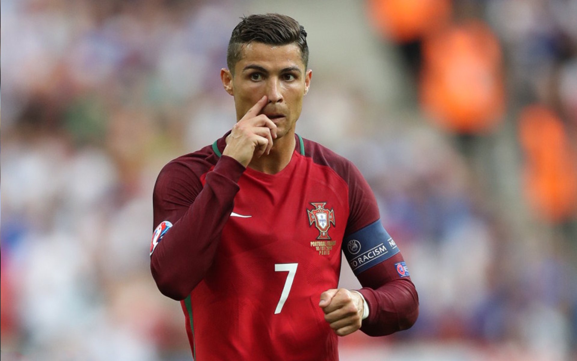 “西甲劲旅奋勇追赶，争夺榜首之战精彩纷呈”，西甲经典比赛